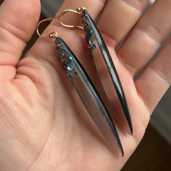 Alexis Bittar Crystal and lucite earrings - Picture 3 of 3